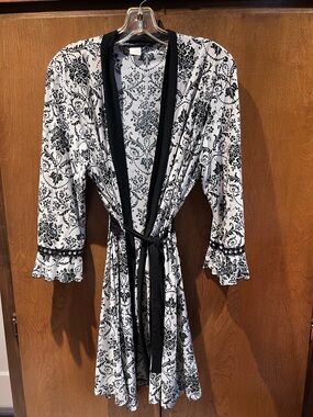 🎊FLASH SALE🎊Vintage Studio Donatella Robe